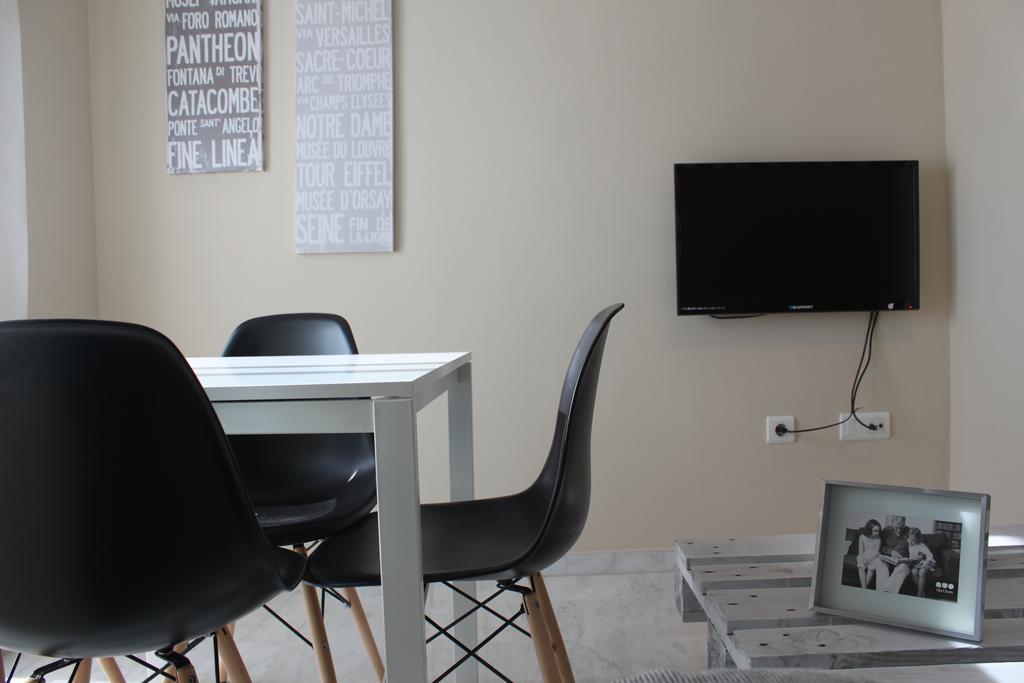 Ab Dominicum Apartamentos Малага Номер фото